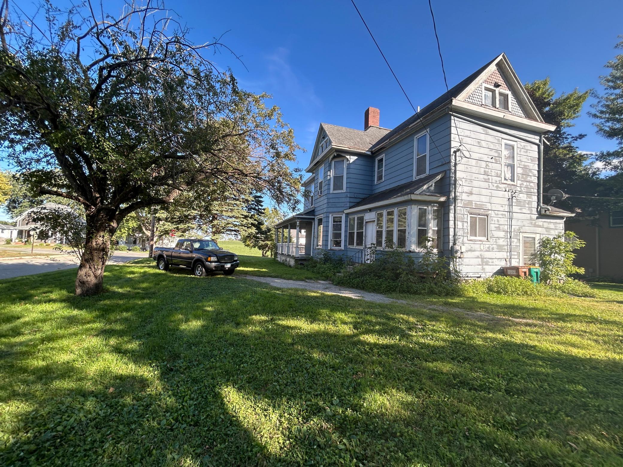 304 S Broadway Alden MN 56009