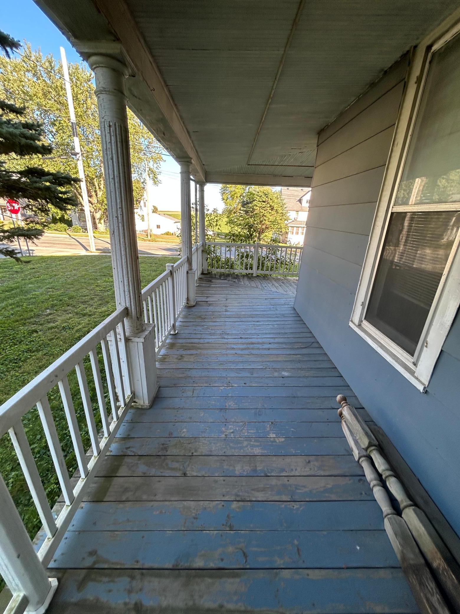 304 S Broadway Alden MN 56009