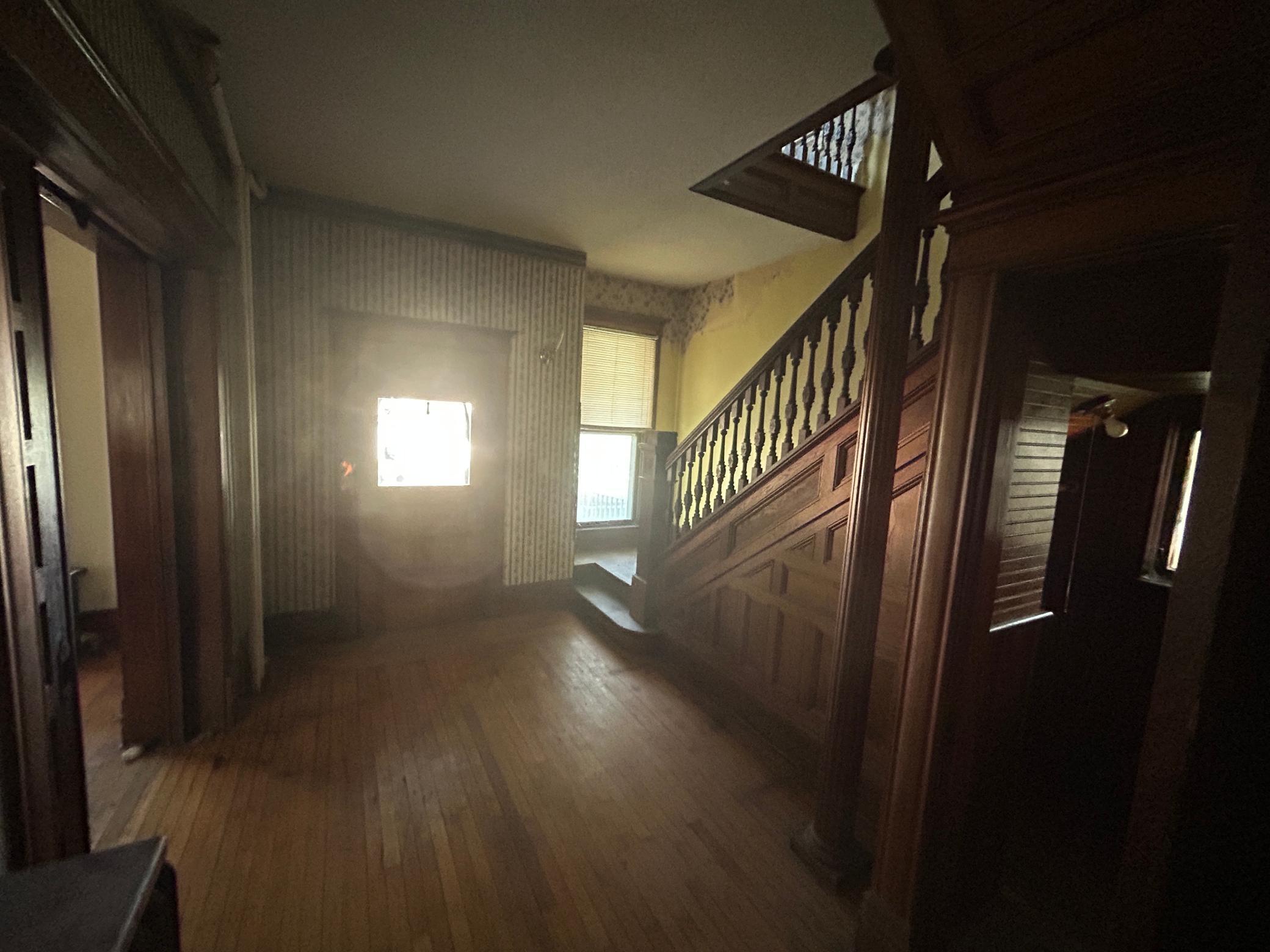 304 S Broadway Alden MN 56009