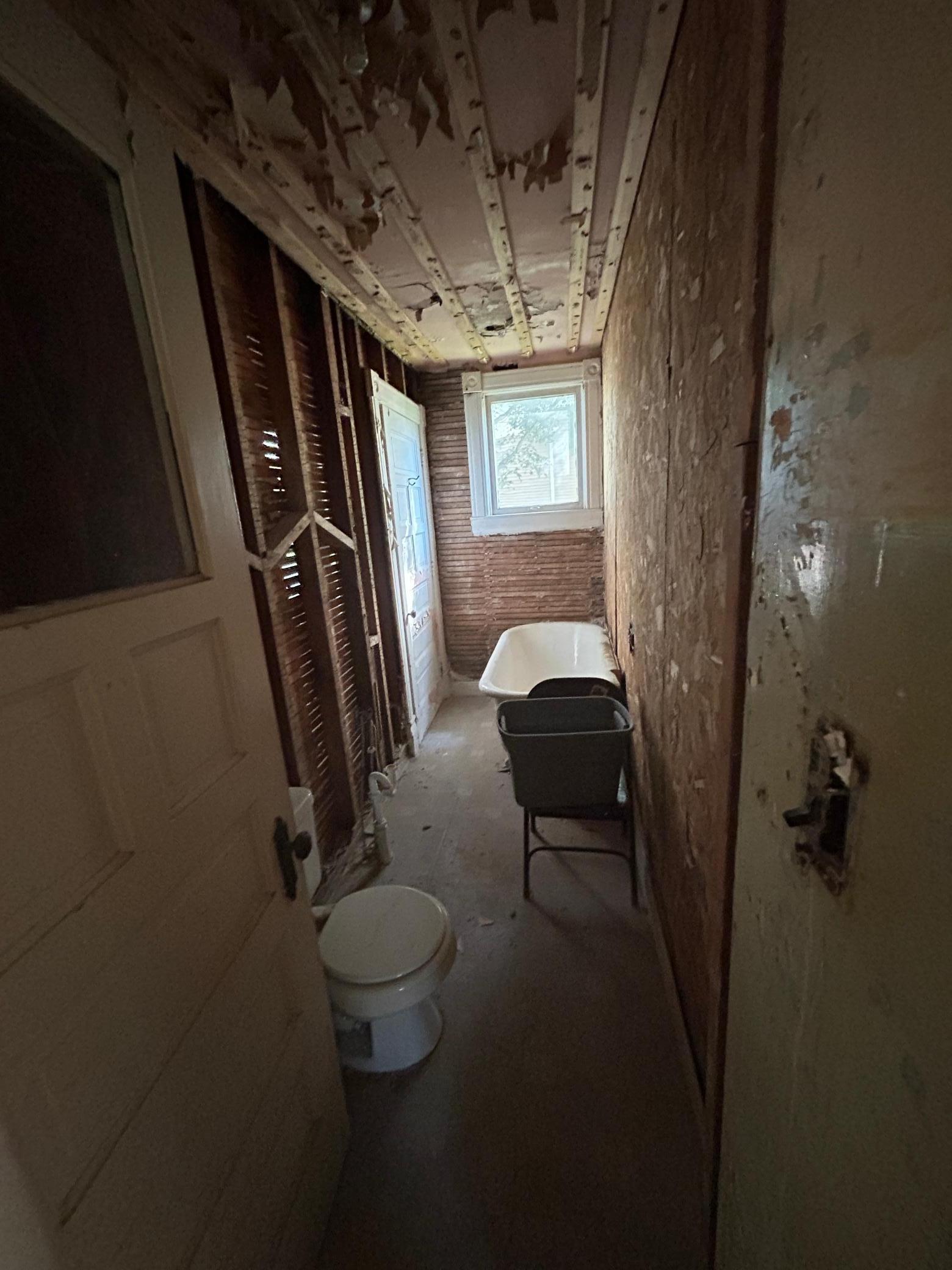 304 S Broadway Alden MN 56009