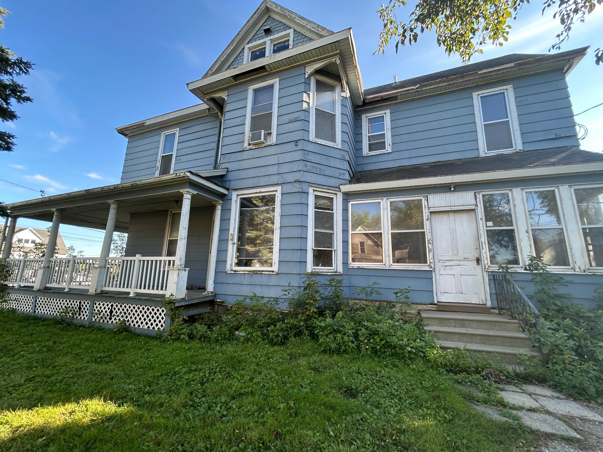 304 S Broadway Alden MN 56009