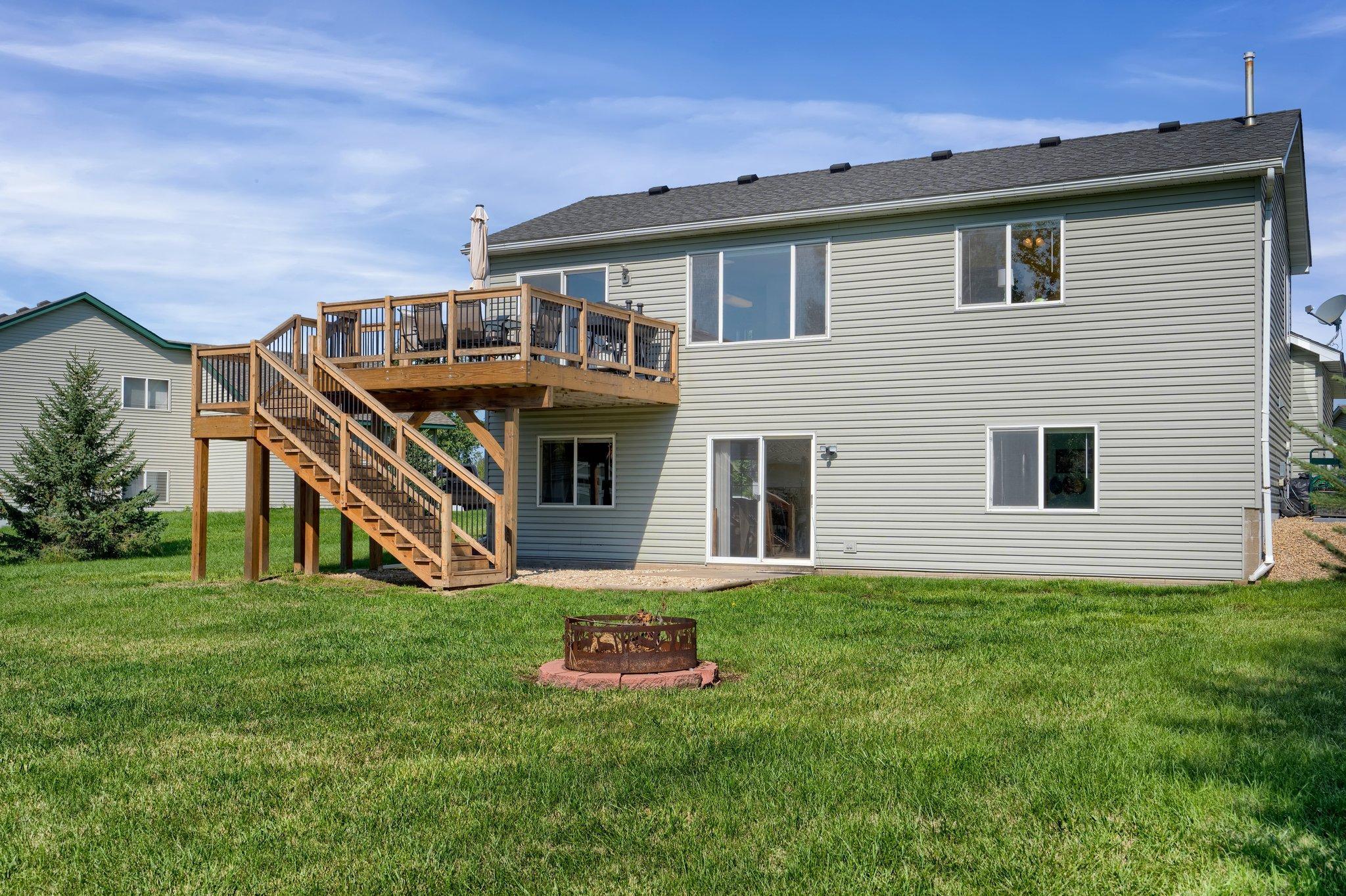 5512 Kalenda Drive NE Albertville MN 55301