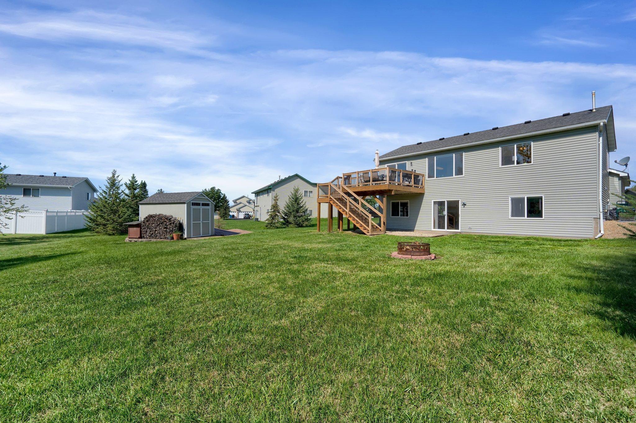 5512 Kalenda Drive NE Albertville MN 55301