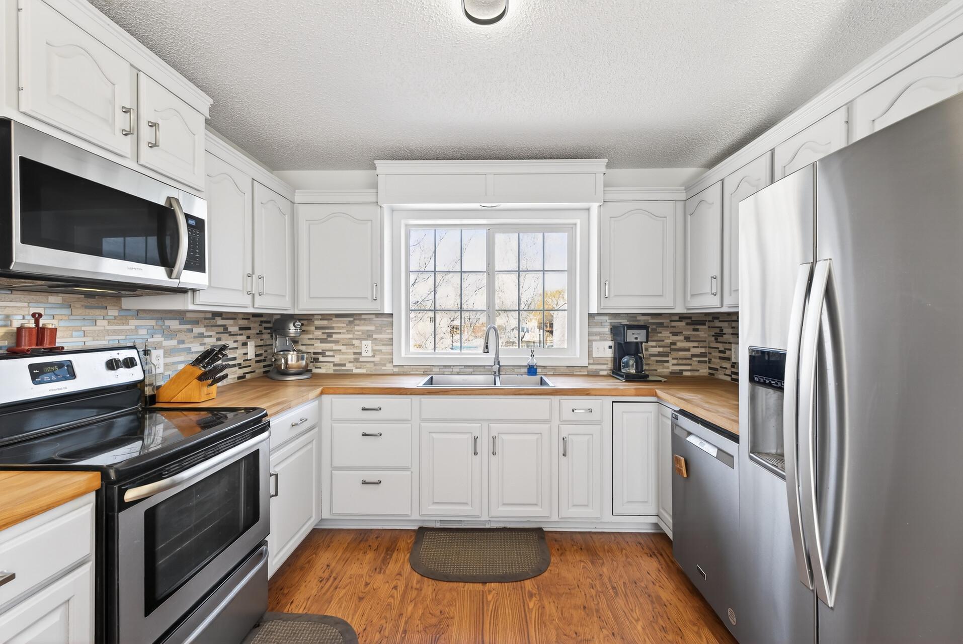 5512 Kalenda Drive NE Albertville MN 55301