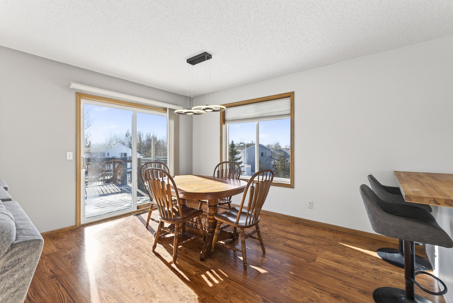 5512 Kalenda Drive NE Albertville MN 55301