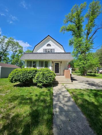 809 Park Avenue Morris MN 56267