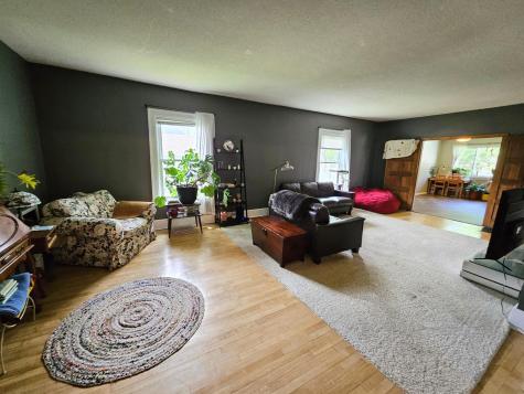 809 Park Avenue Morris MN 56267