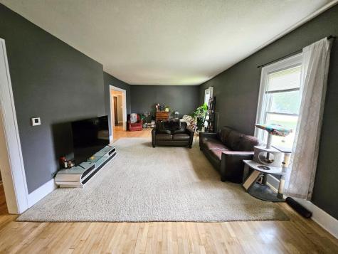 809 Park Avenue Morris MN 56267