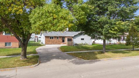 1407 17th Street S Fargo ND 58103