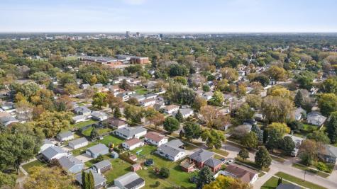 1407 17th Street S Fargo ND 58103