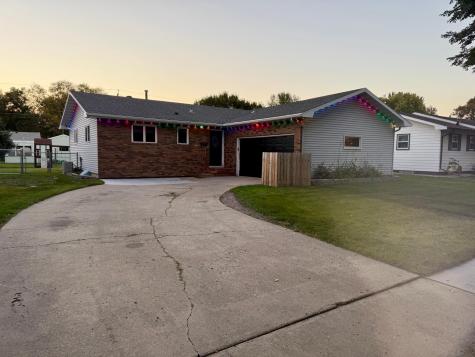 1407 17th Street S Fargo ND 58103
