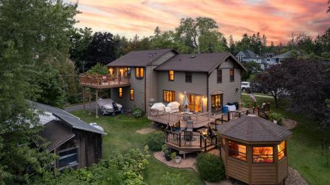 4 Lakeside Court Duluth MN 55804