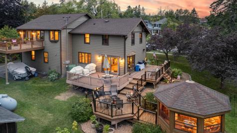 4 Lakeside Court Duluth MN 55804