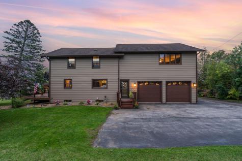 4 Lakeside Court Duluth MN 55804