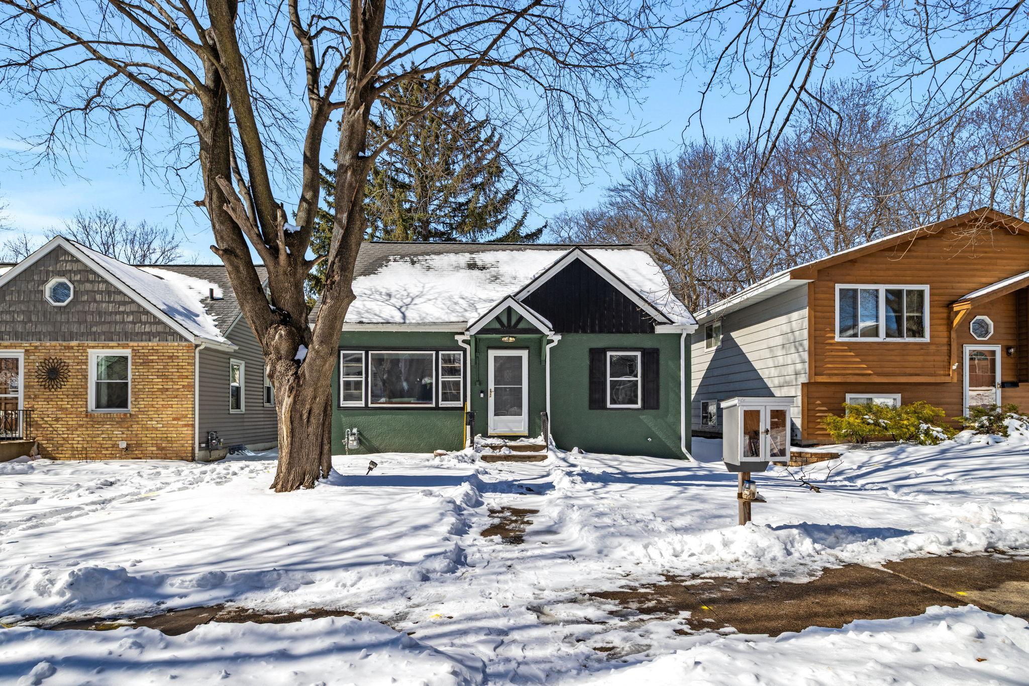 3230 Garfield Street NE Minneapolis MN 55418