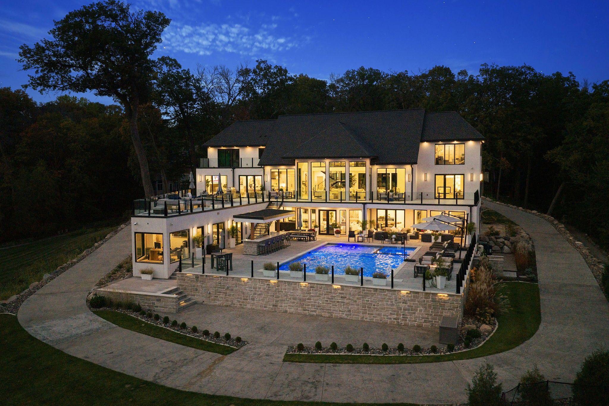 3655 Northome Road Deephaven MN 55391