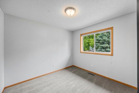 200 21st Avenue SW Cambridge MN 55008