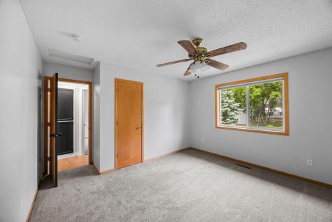 200 21st Avenue SW Cambridge MN 55008