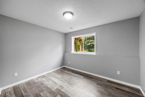 200 21st Avenue SW Cambridge MN 55008
