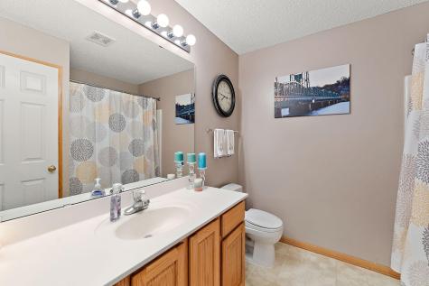 8821 Coffman Path Inver Grove Heights MN 55076