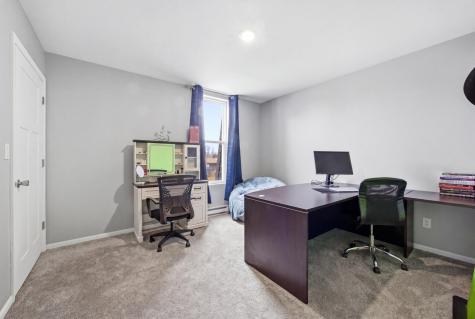 239 12 1/2 Avenue E West Fargo ND 58078