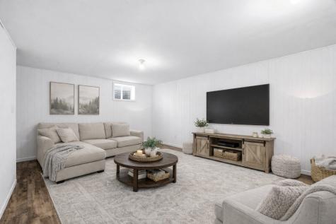 239 12 1/2 Avenue E West Fargo ND 58078