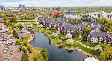 7420 Edinborough Way Edina MN 55435