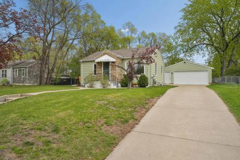 4717 2nd Street NE Fridley MN 55421