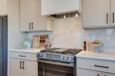 6726 Belding Drive S Fargo ND 58104