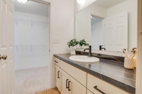 6726 Belding Drive S Fargo ND 58104