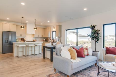 6726 Belding Drive S Fargo ND 58104