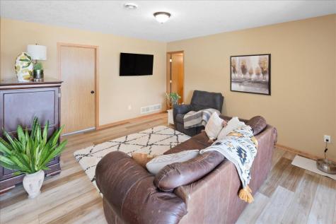 38260 Explorer Circle North Branch MN 55056