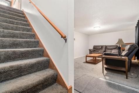7471 Van Buren Street NE Fridley MN 55432