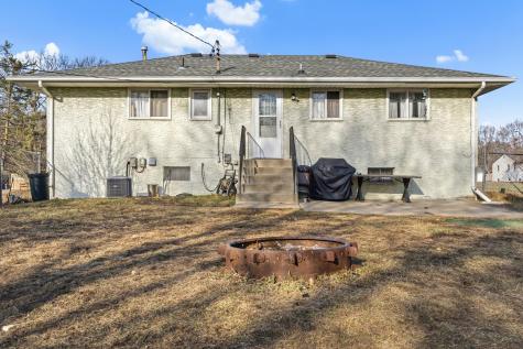 7471 Van Buren Street NE Fridley MN 55432