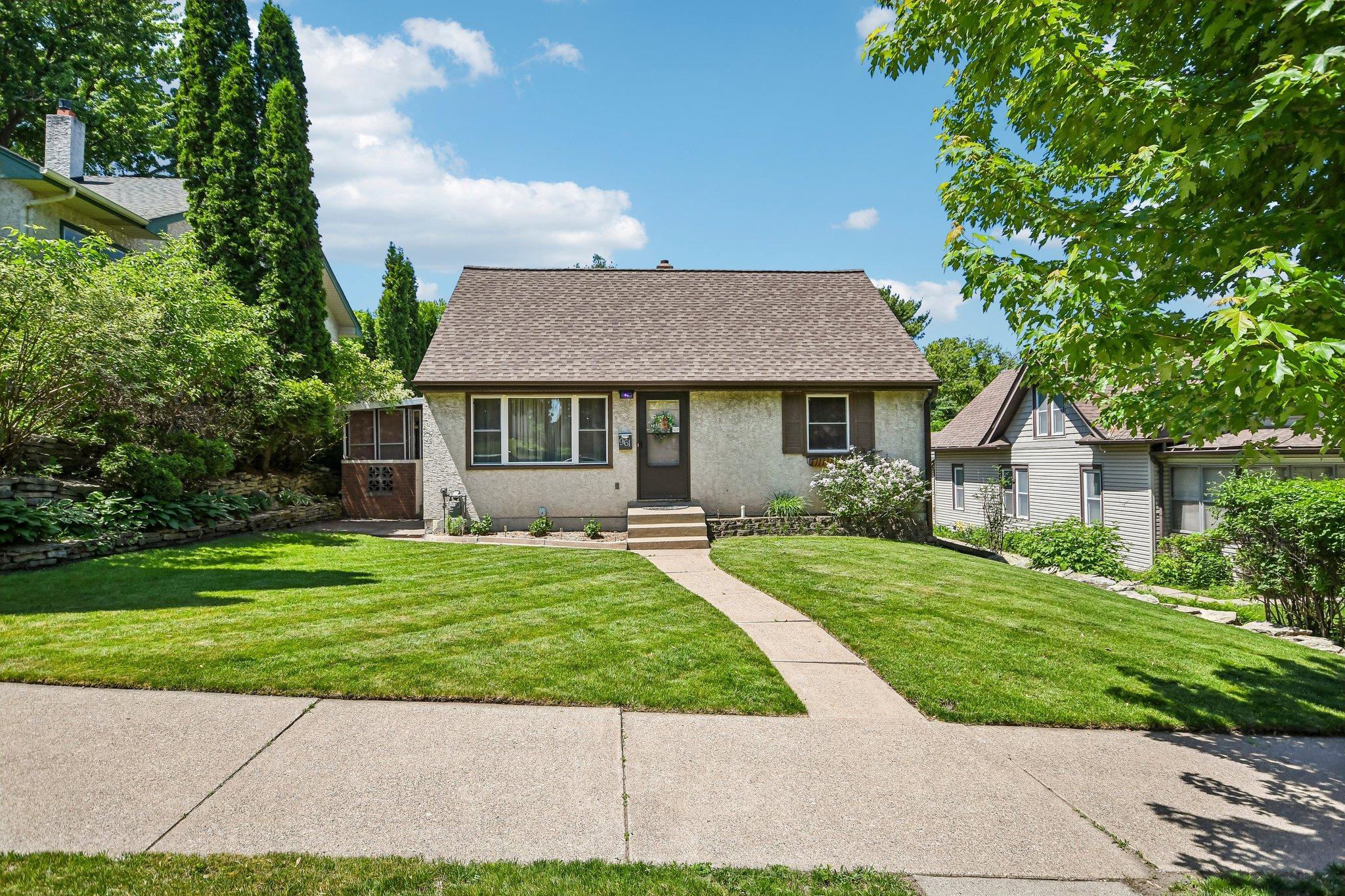 961 Livingston Avenue West Saint Paul MN 55118