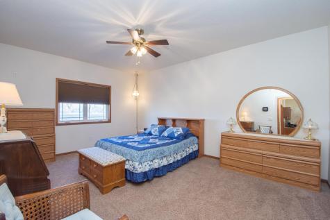 1106 6th Avenue NE Dilworth MN 56529