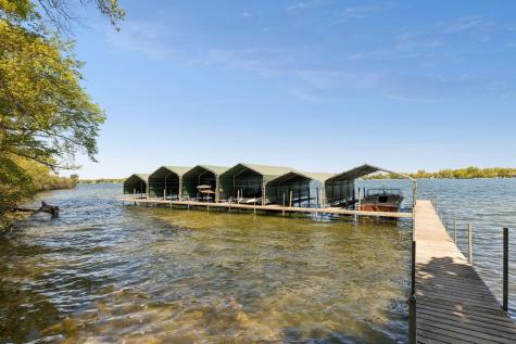 45 Clay Cliffe Drive Tonka Bay MN 55331