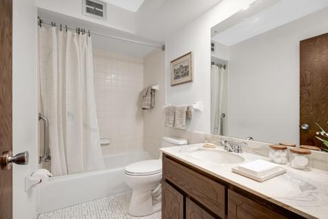 4370 Brookside Court Edina MN 55436