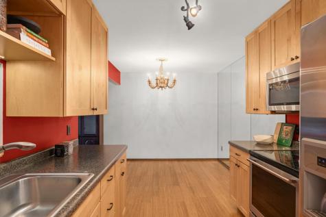 4370 Brookside Court Edina MN 55436