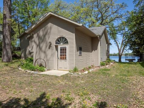 527 Marian Street Waterville MN 56096