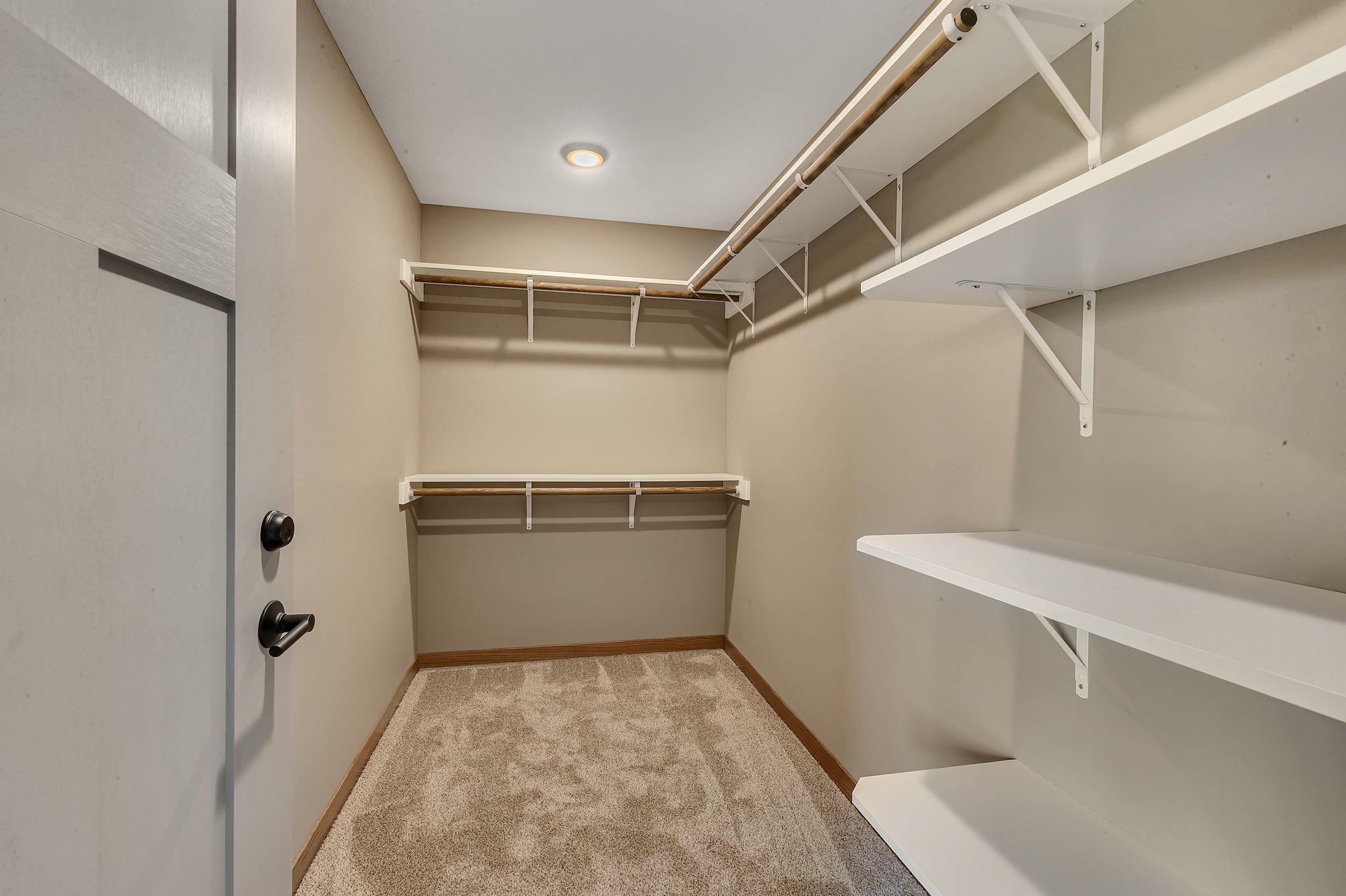 212 Woolgrass Way Avon MN 56310