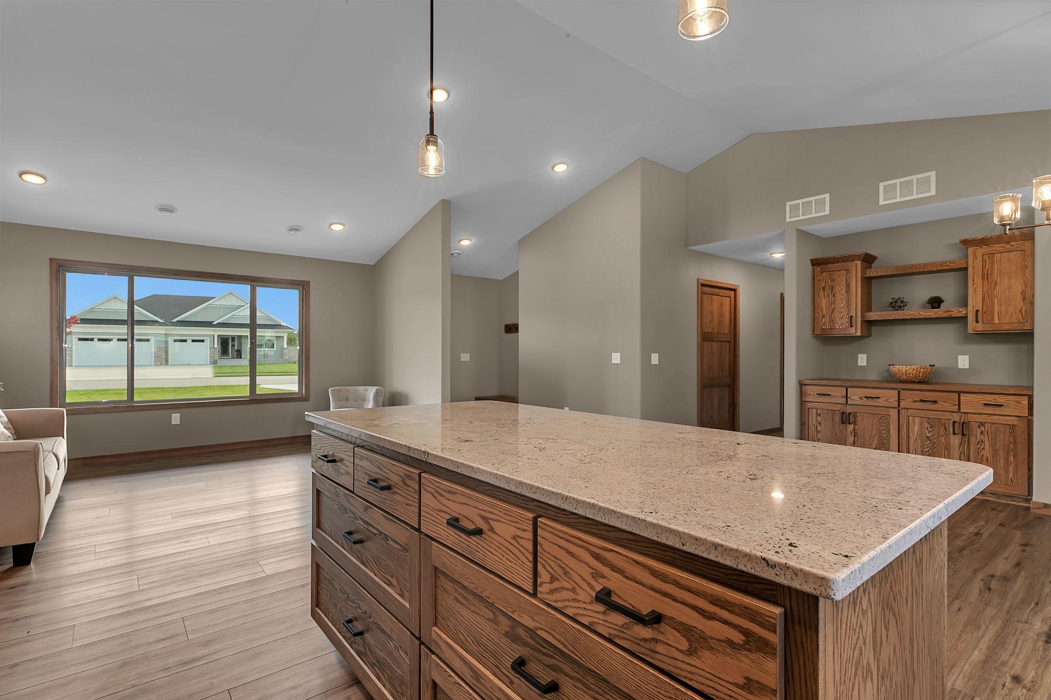 212 Woolgrass Way Avon MN 56310