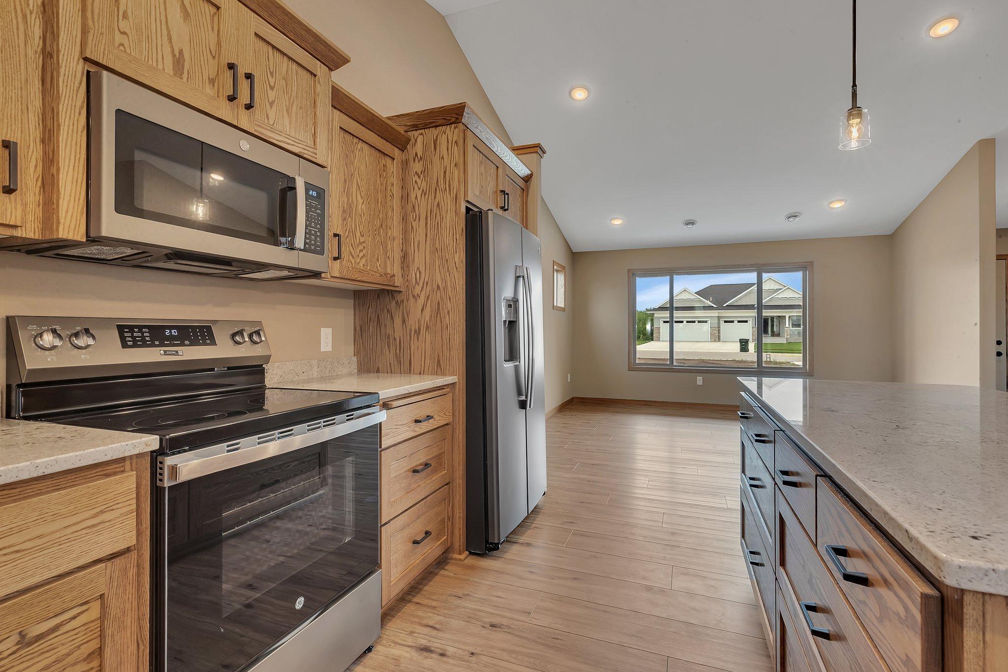 212 Woolgrass Way Avon MN 56310