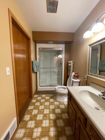 15592 720th Avenue Albert Lea MN 56007