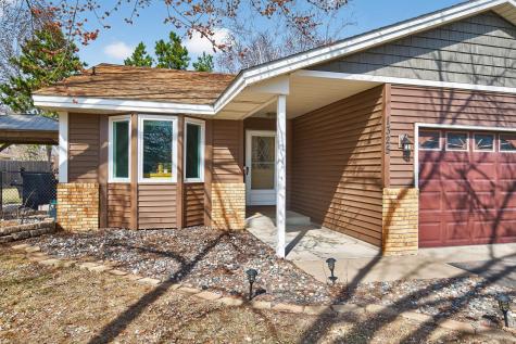 1325 Roosevelt Street Anoka MN 55303