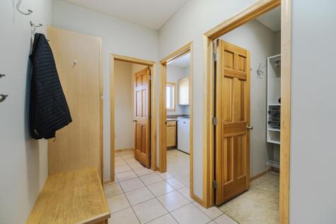 9460 138th Street W Savage MN 55378