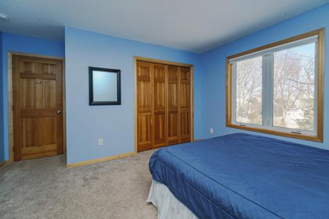 9460 138th Street W Savage MN 55378