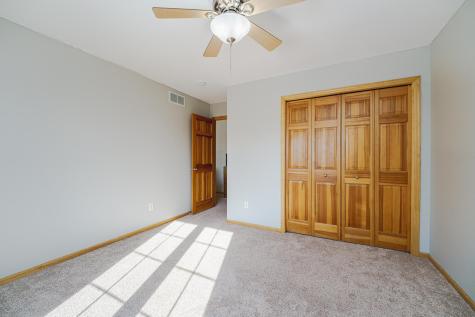 9460 138th Street W Savage MN 55378
