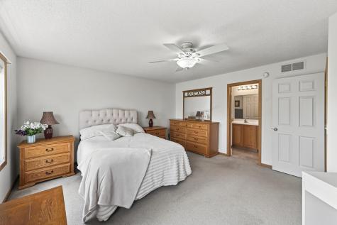 6597 Linwood Drive NE Albertville MN 55301