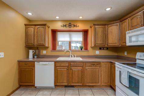 100 Crystal Lane Mankato MN 56001